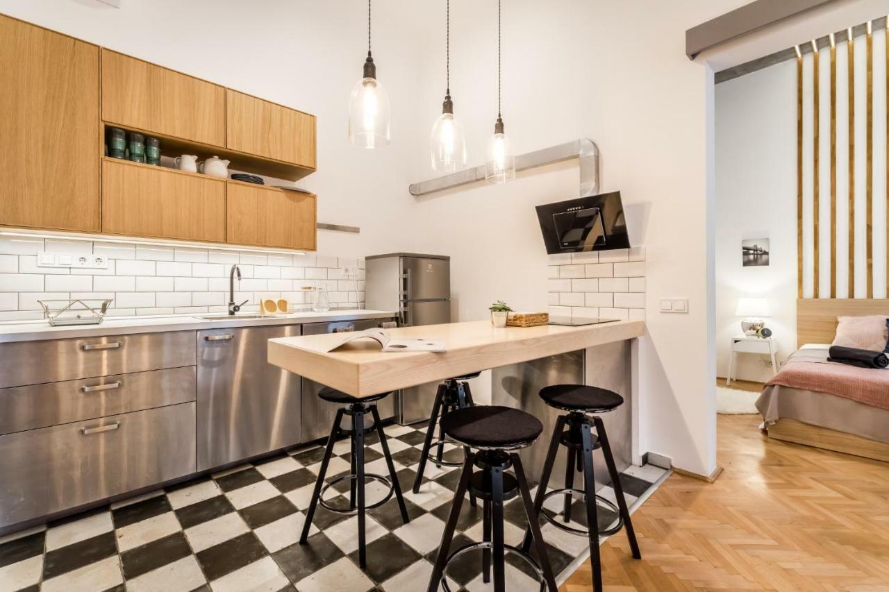 Apartment Szerzodesbontas - Industrial Fantasy Budapest